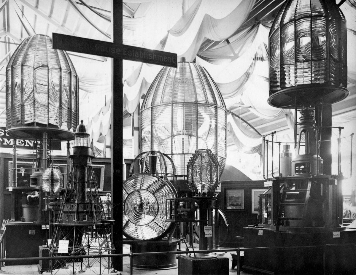 We have reviews of the best places to see in paris. Lighthouse Exhibits at Local and World's Fairs by Thomas